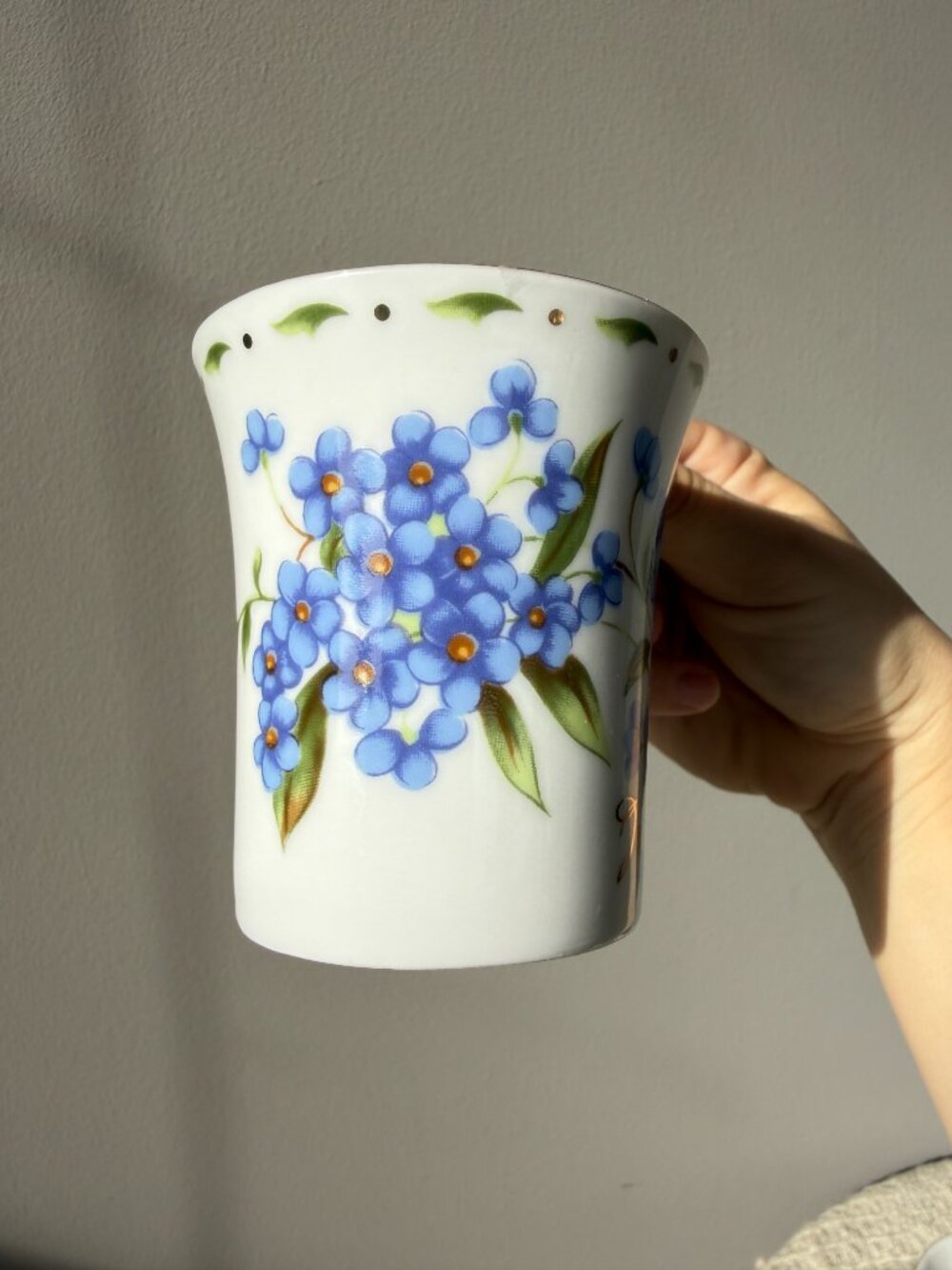 3/$30 🌟 Vintage July Floral Teacup & Saucer Set – Gold Trim Blue Forget-Me-Nots - Picture 4 of 12